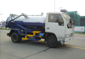 Euro 3 Small New Sewage Suction Truck